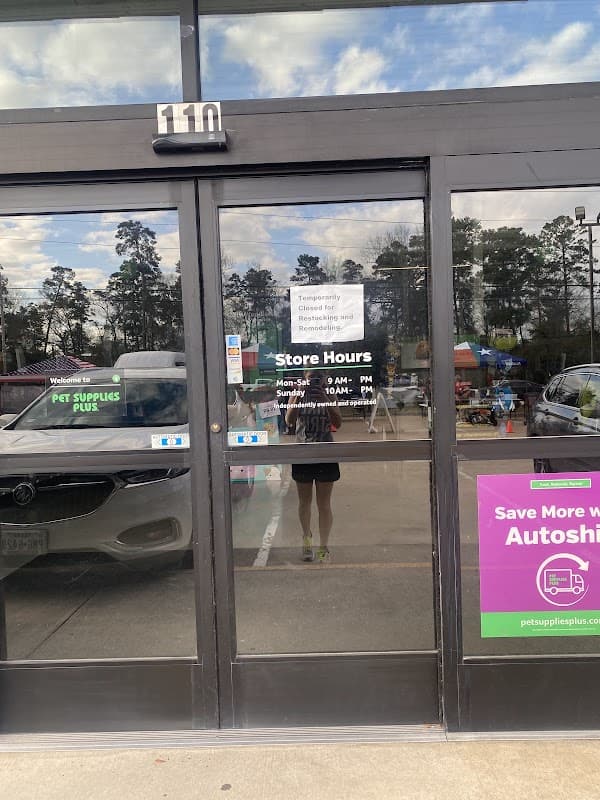 Pet Supplies Plus North Woodlands - General Pest Control in Conroe